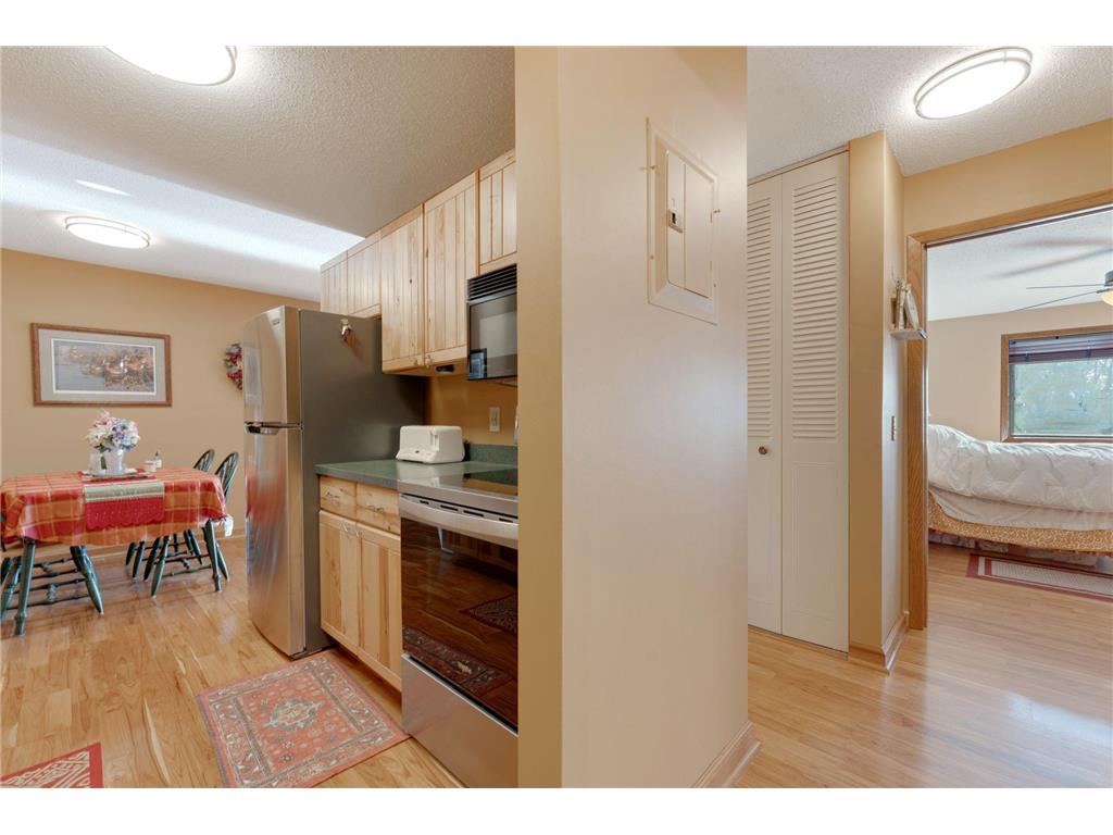 1304 W Medicine Lake Drive #323 Plymouth MN 55441 - Medicine Lake 7035152 image6