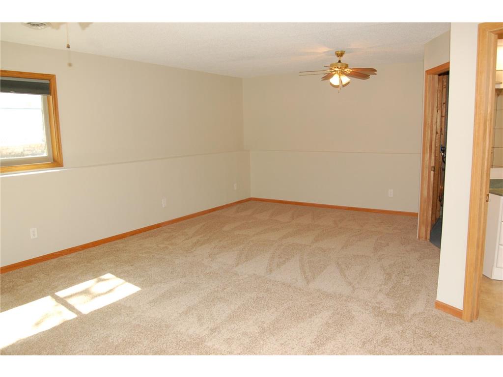 13041 Raven Street NW Coon Rapids MN 55448 7040413 image18