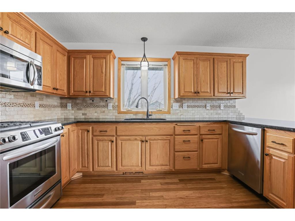 13043 9th Avenue S Zimmerman MN 55398 7042007 image13