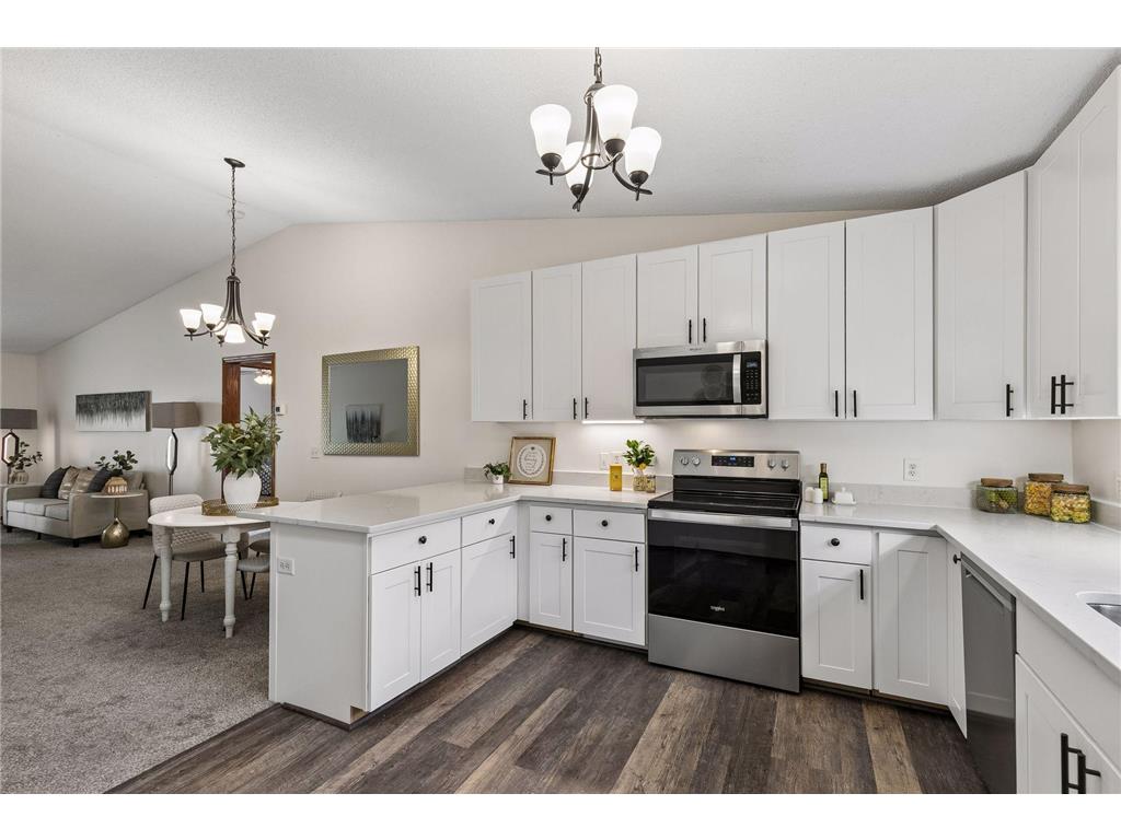 13049 Penn Avenue S Burnsville MN 55337 7113316 image3