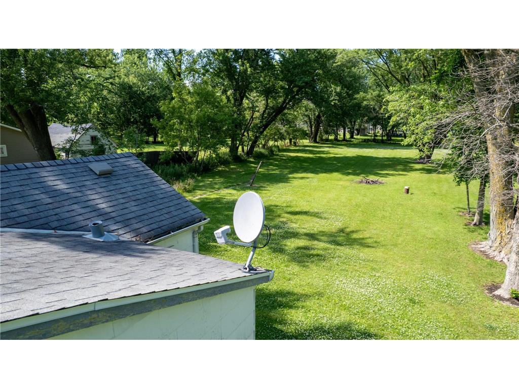 1305 28th Avenue NE Austin MN 55912 7098856 image4