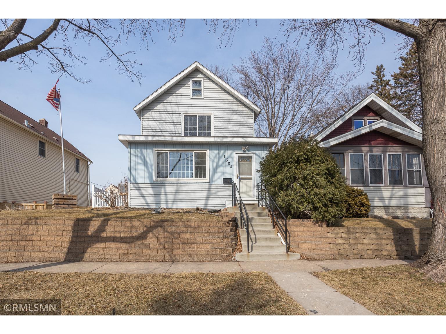 1305 4th Street E, Saint Paul, MN 55106 MLS 5722846 Edina Realty