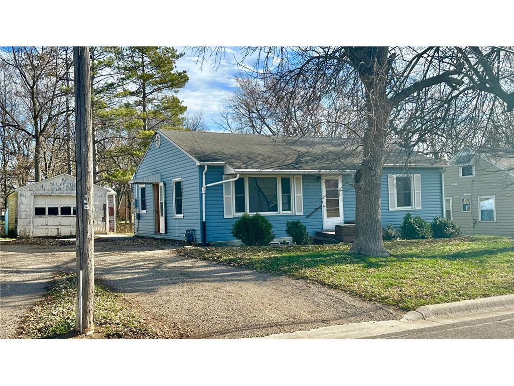 1305 Poplar Avenue Albert Lea MN 56007 6461003 image1