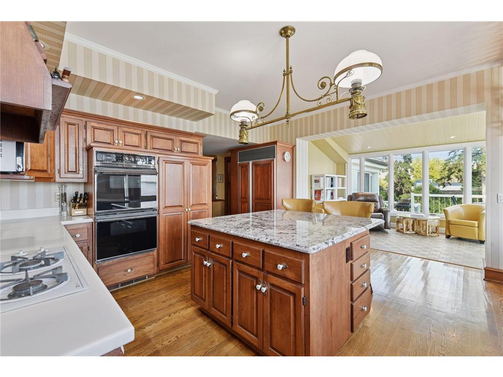 1305 Shoreline Drive Orono MN 55391 - Lake Minnetonka 6706868 image10