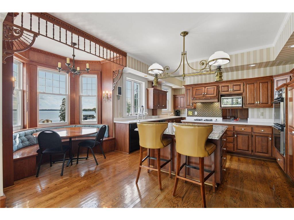 1305 Shoreline Drive Orono MN 55391 - Lake Minnetonka 6706868 image9