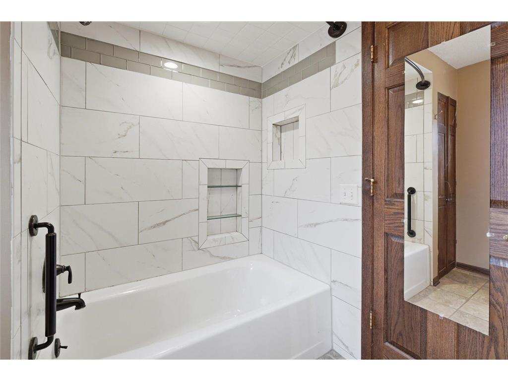 1305 Spruce Place Orono MN 55364 - Lake Minnetonka 7033751 image23