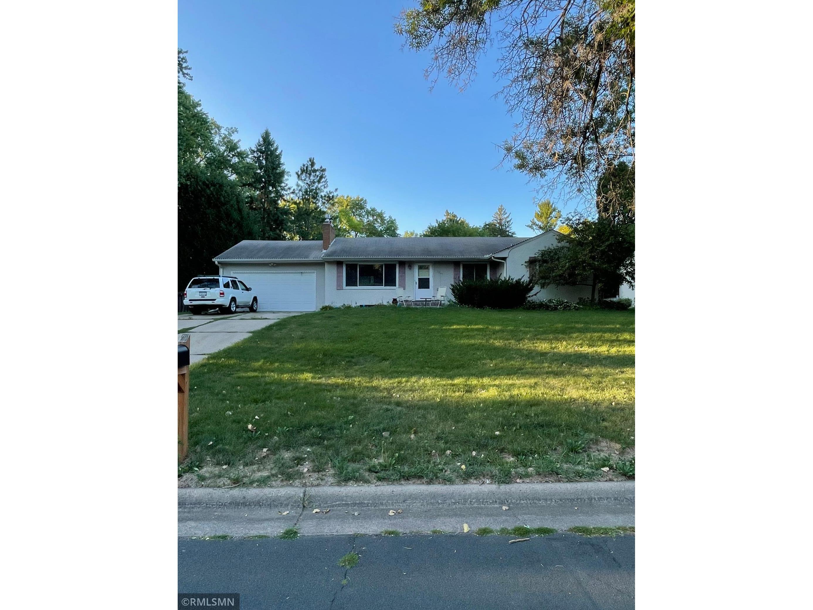 1305 Tiller Lane, Arden Hills, MN 55112 MLS 6088405 Edina Realty