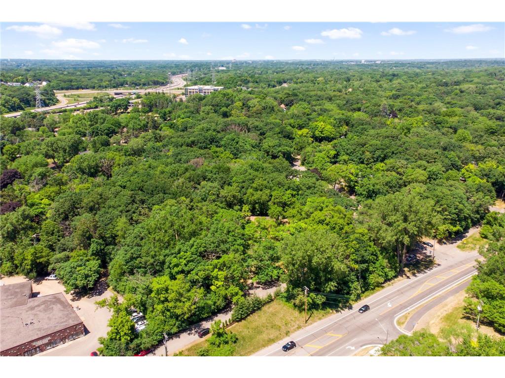 13050 Excelsior Boulevard Minnetonka MN 55343 6725857 image1