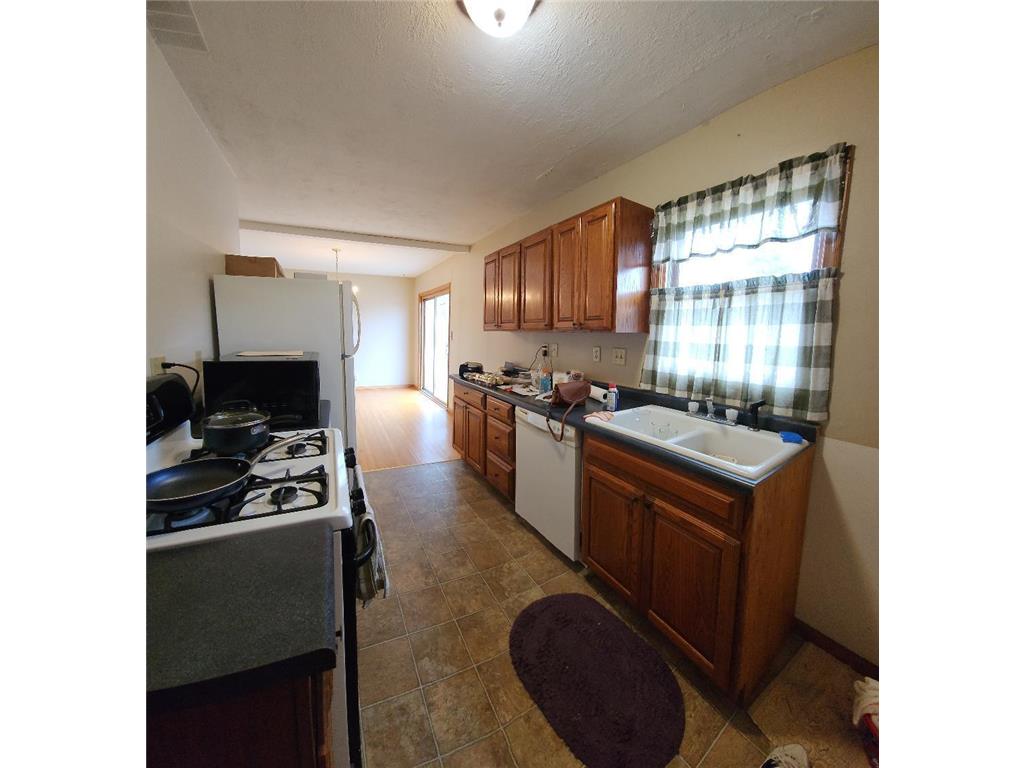 1306 Crestview Road Albert Lea MN 56007 7046267 image4