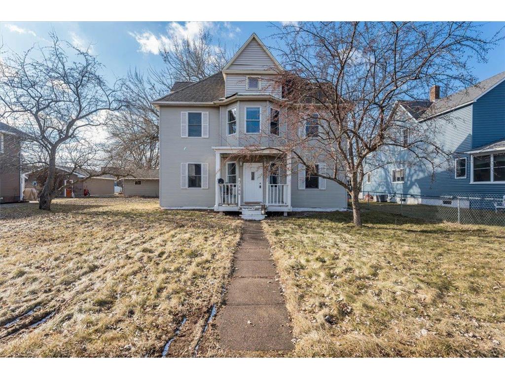 1306 E 4th Street Superior WI 54880 6488730 image1