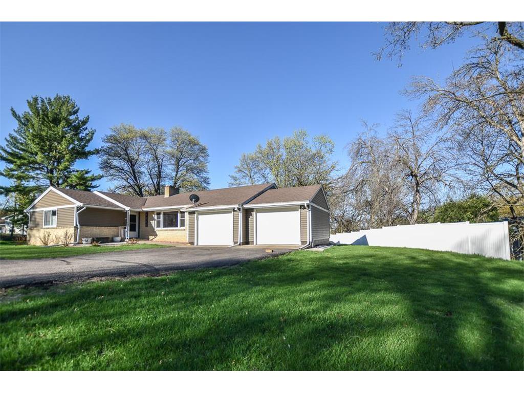 1306 Hillcrest Drive NE Fridley MN 55432 7064750 image1