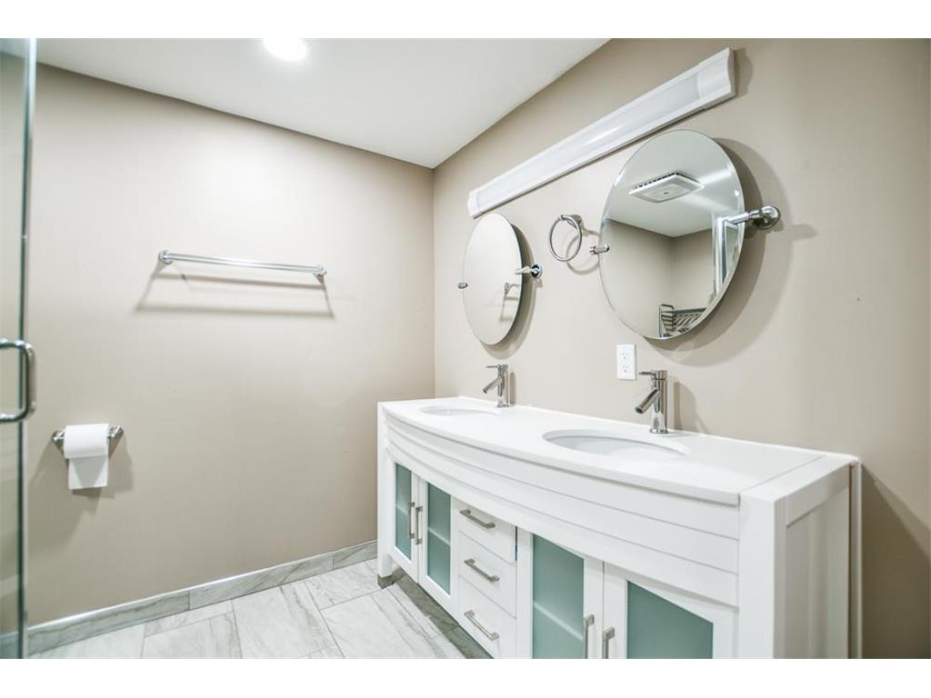 1306 Hillcrest Drive NE Fridley MN 55432 7064750 image15