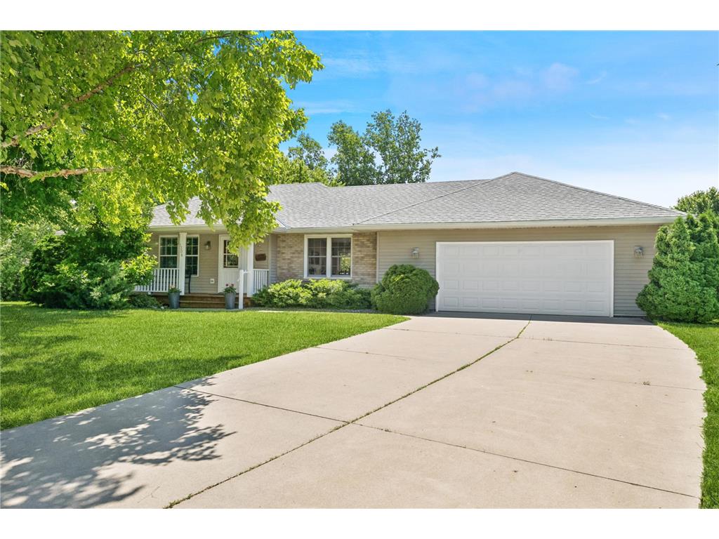 1306 Lakeside Circle, Buffalo, MN, 55313 MLS 6550340 Edina Realty