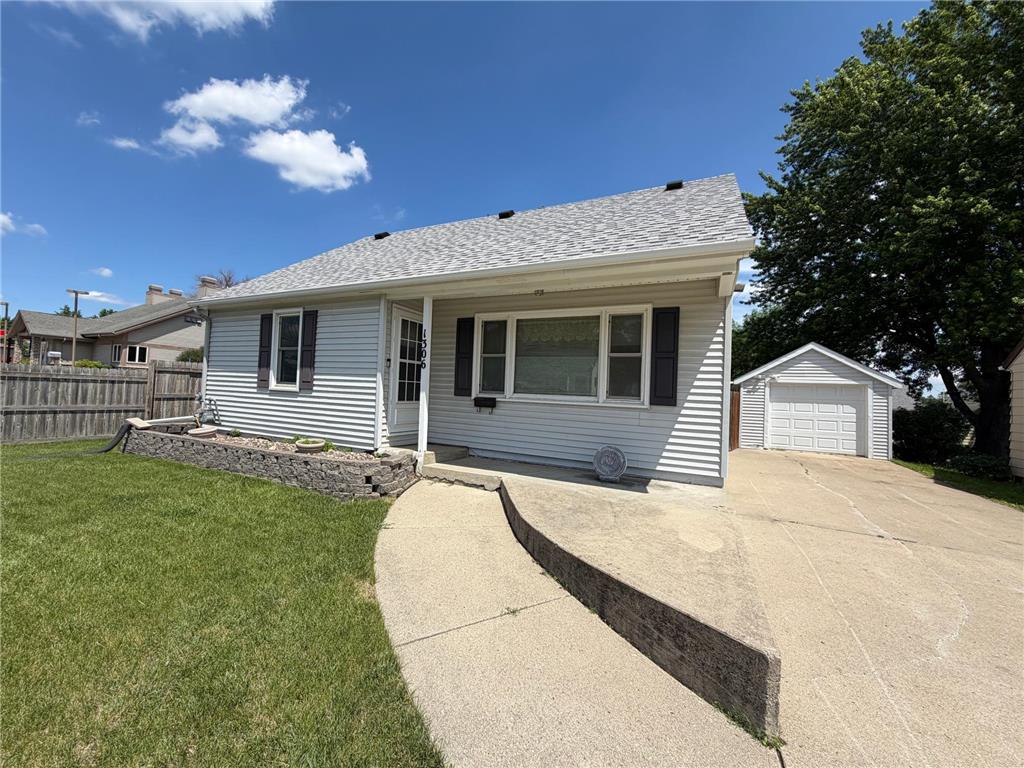 1306 Mcmillan Street Worthington MN 56187 7087815 image3