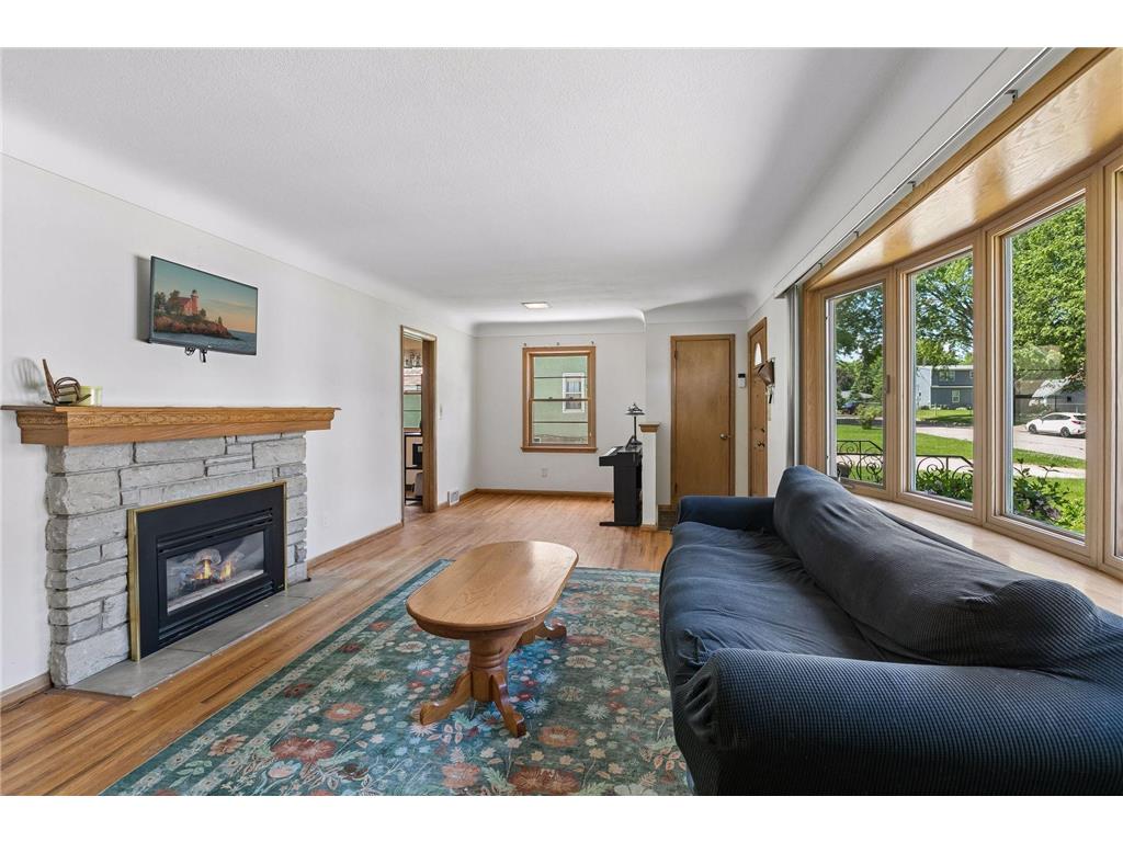 1306 Ryan Avenue W Roseville MN 55113 7074620 image6