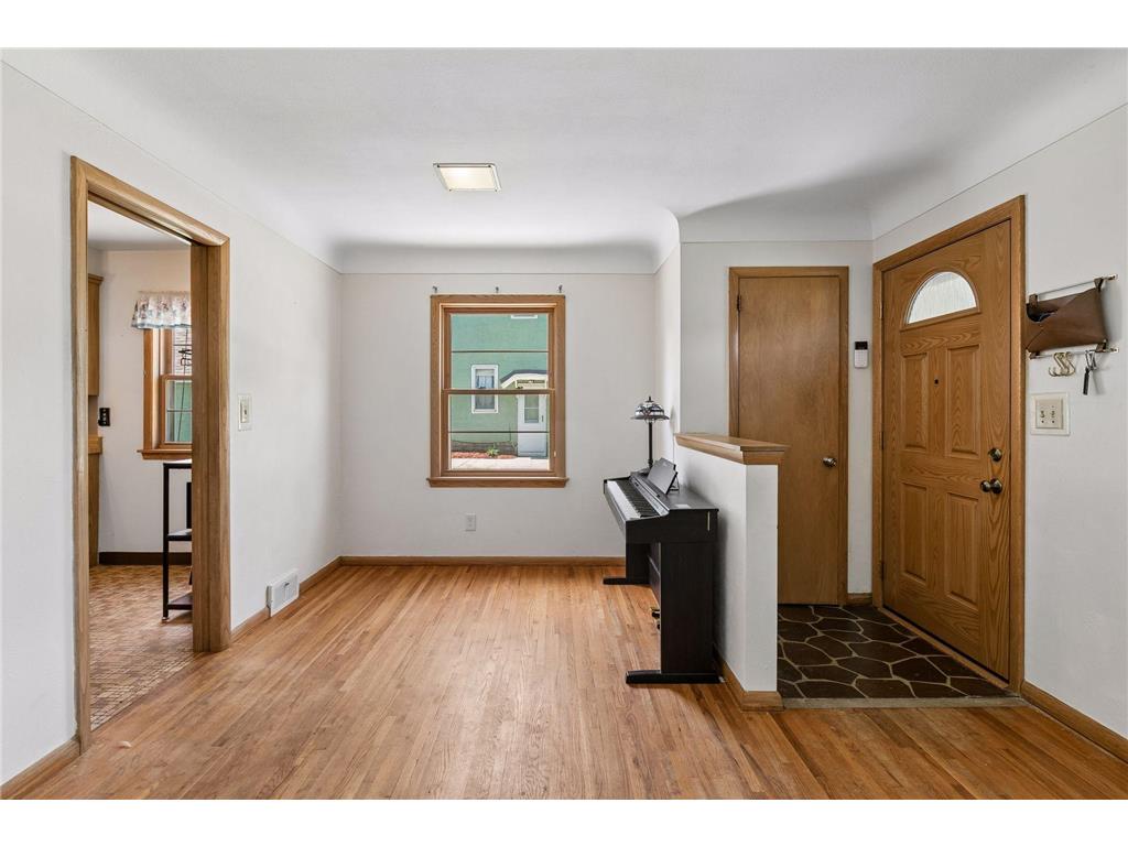 1306 Ryan Avenue W Roseville MN 55113 7074620 image7