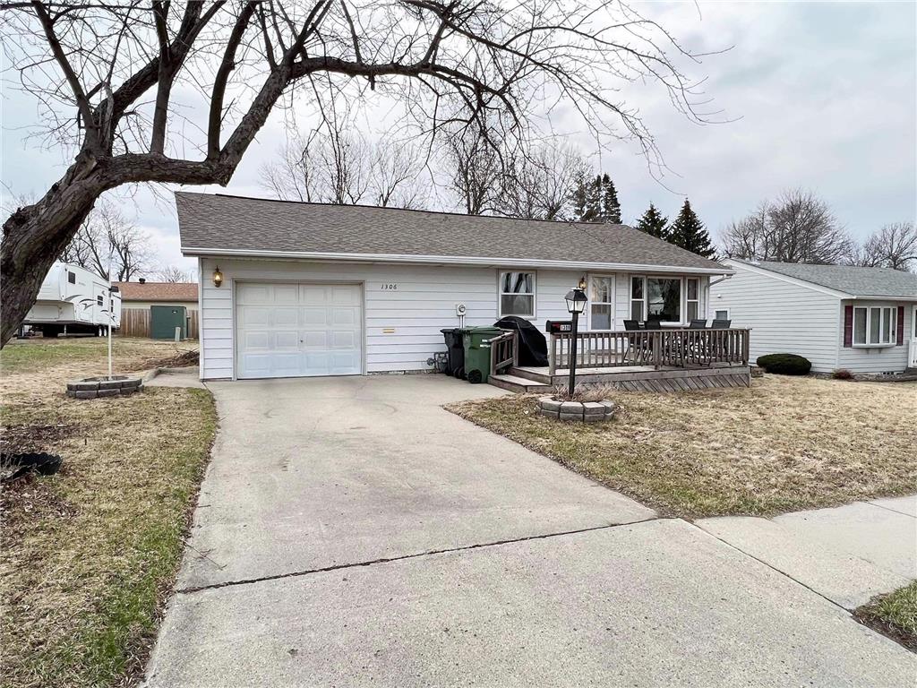 1306 Virginia Avenue, Worthington, MN 56187 MLS 6174207 Edina Realty