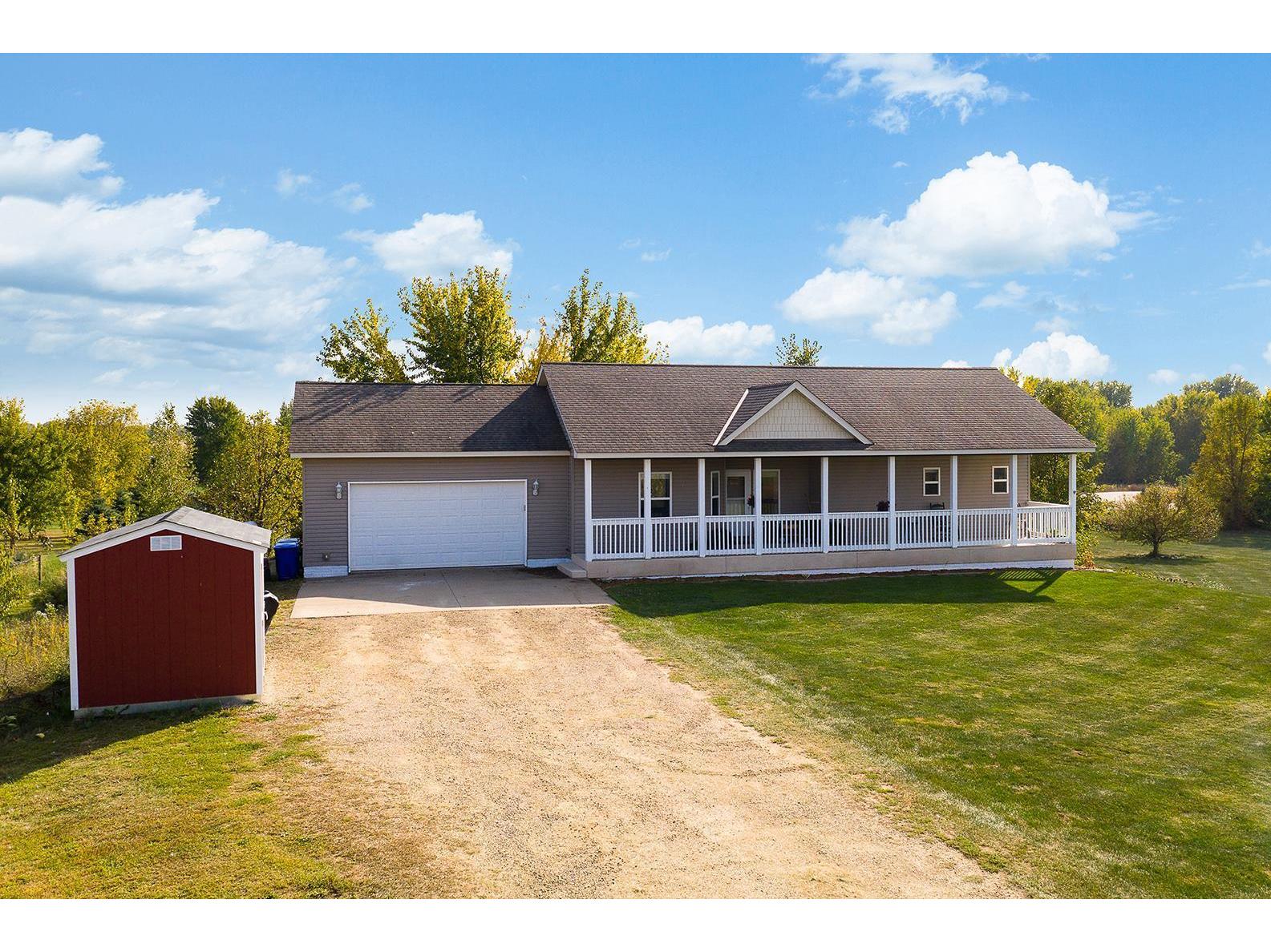 1307 146th Avenue, New Richmond, WI 54017 MLS 5663409 Edina Realty