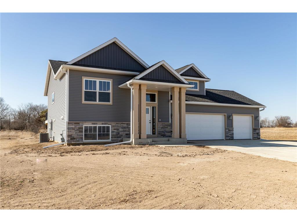 1307 18th St NE Austin MN 55912 6497074 image1