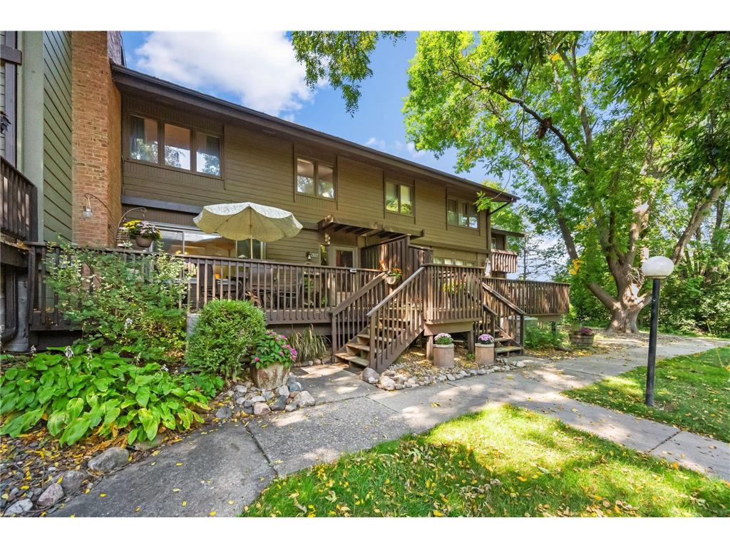 1307 Brighton Square New Brighton MN 55112 6790337 image1