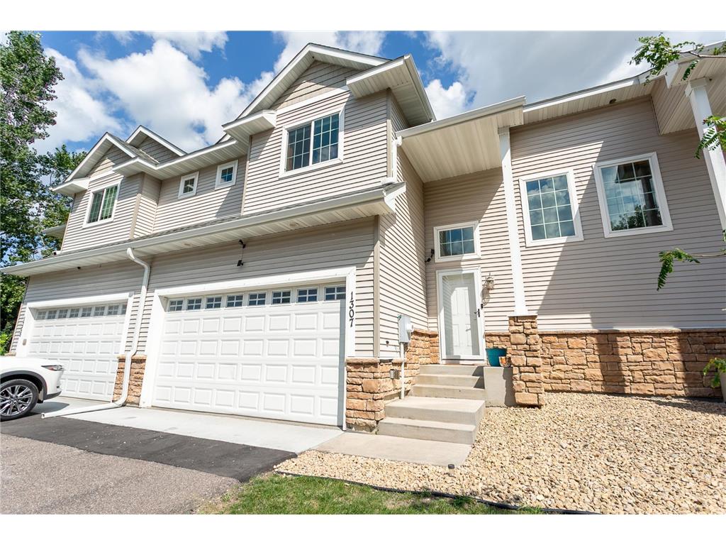 1307 County Road D Circle E Vadnais Heights MN 55109 6774130 image1