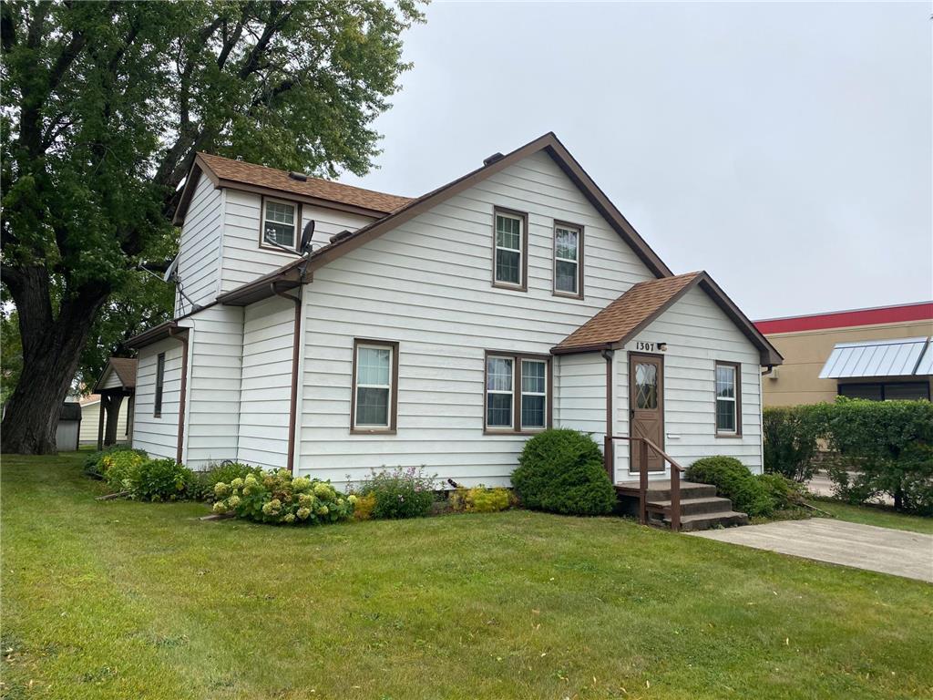 1307 Humiston Avenue Worthington MN 56187 6787826 image1