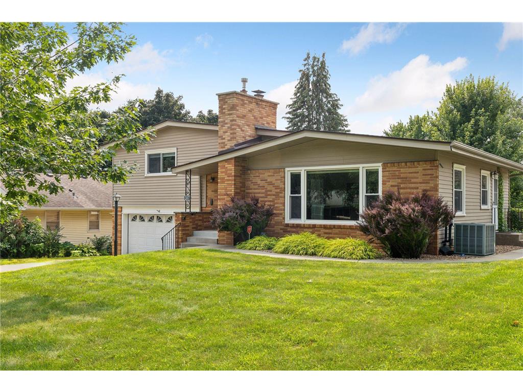 1307 Smith Avenue S West Saint Paul MN 55118 6563624 image1