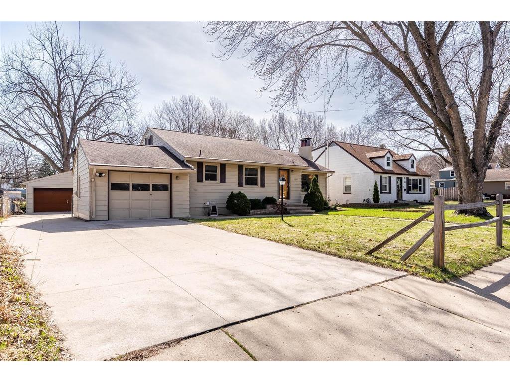 1307 Woodland Avenue Mankato MN 56001 6357489 image1