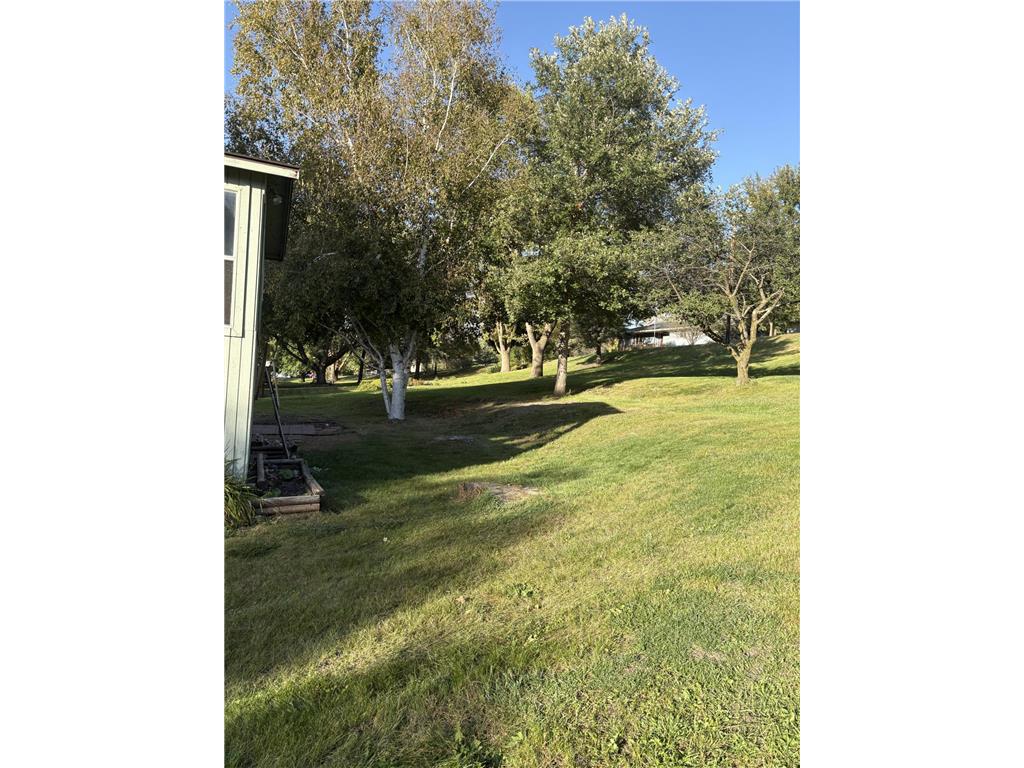 1308 Oak Drive Montevideo MN 56265 6802086 image23