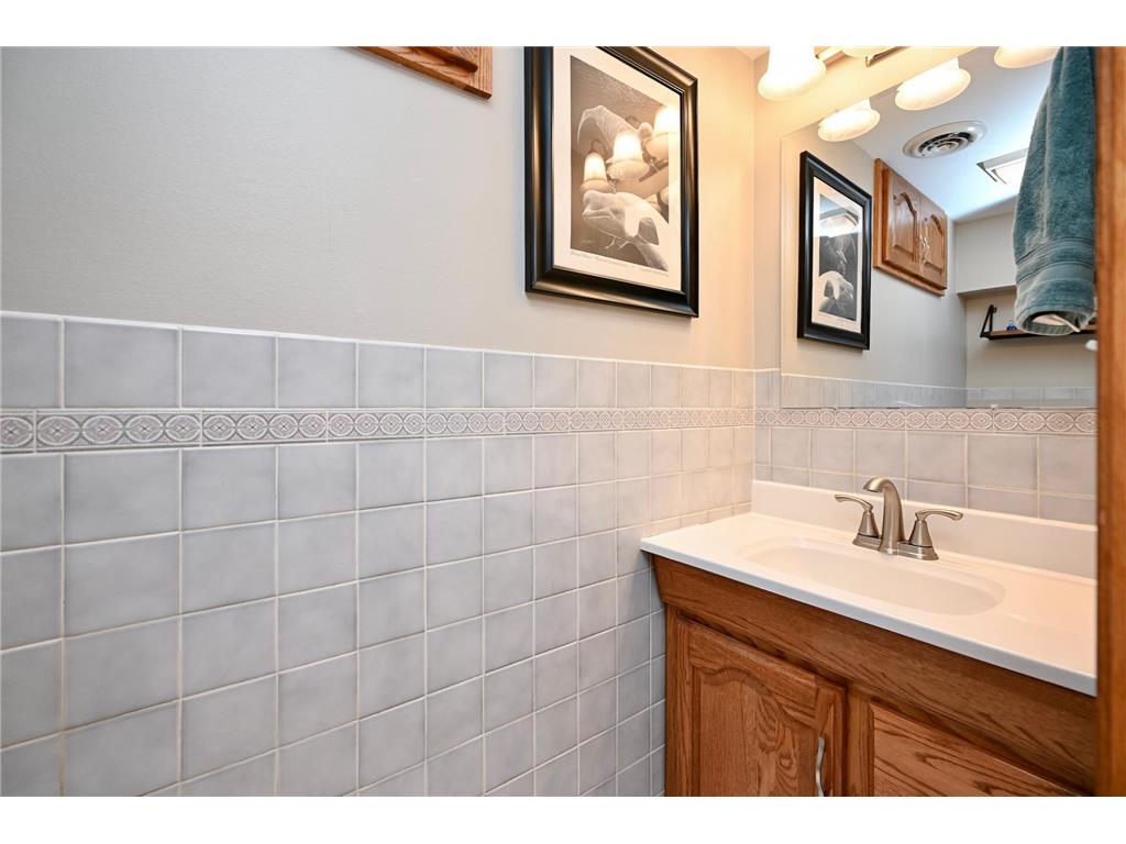 1308 Parkview Avenue Winona MN 55987 7049565 image22