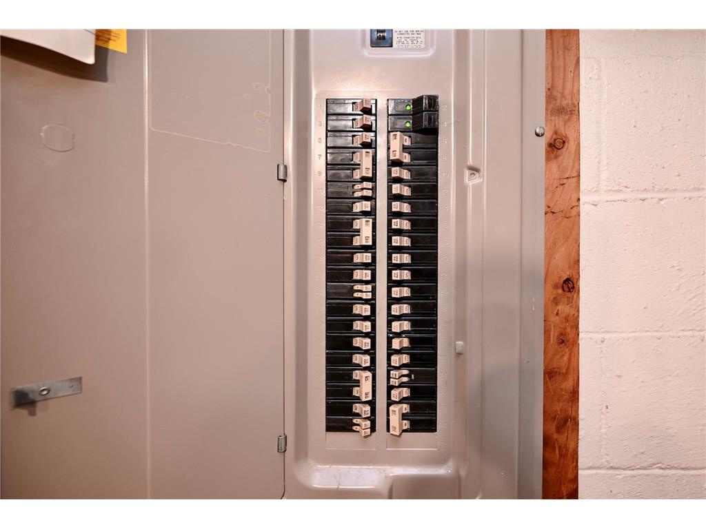 1308 Parkview Avenue Winona MN 55987 7049565 image25