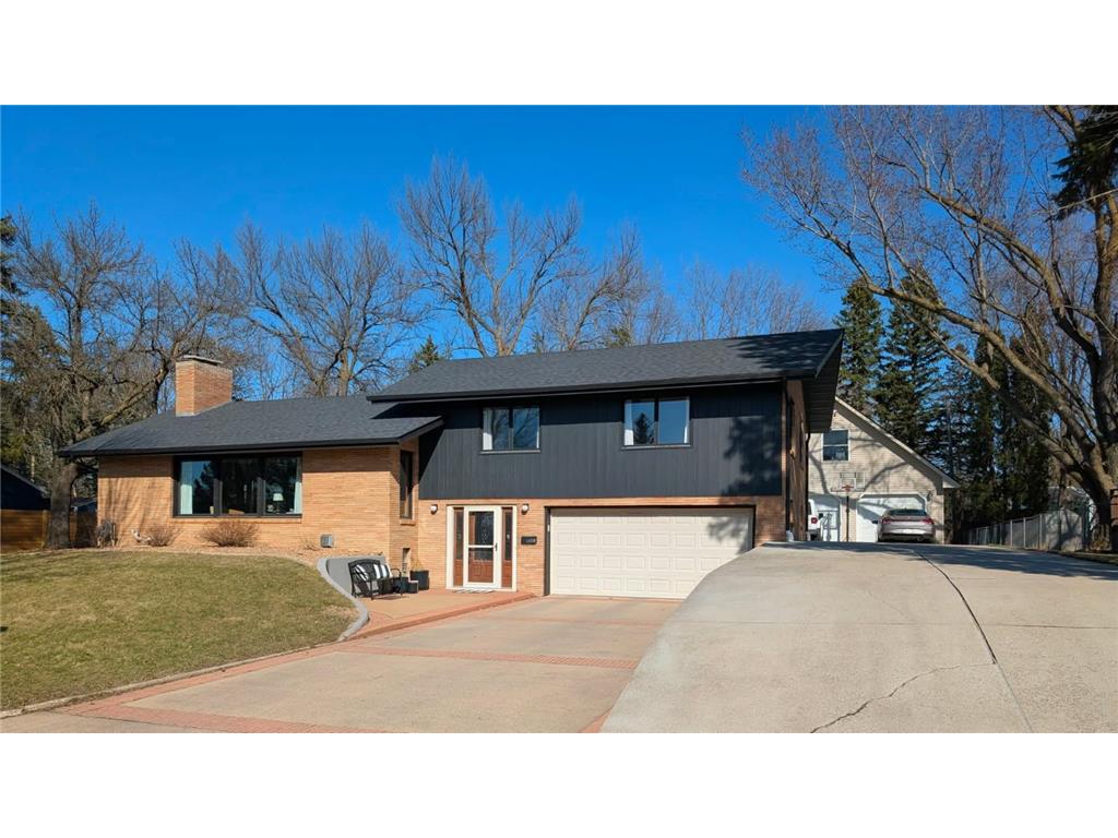 1308 Ridgeview Drive Montevideo MN 56265 7052025 image1