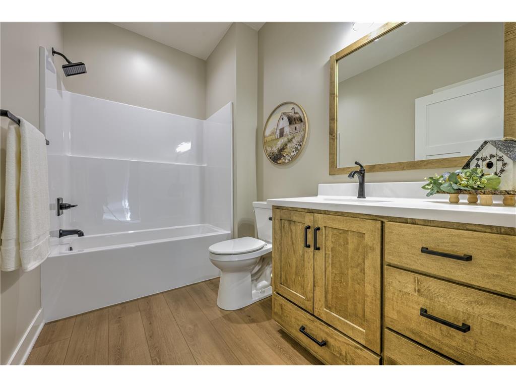 1308 Sherwood Street SE Hutchinson MN 55350 6820358 image17