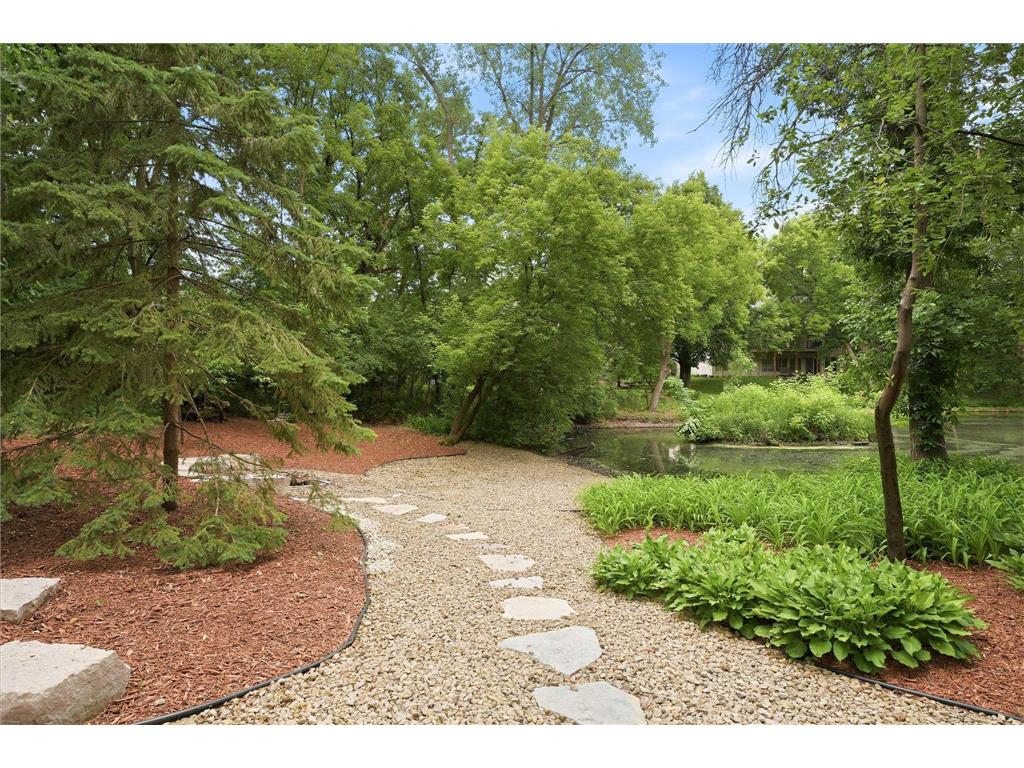 1308 Summit Oaks Drive Burnsville MN 55337 7088757 image34