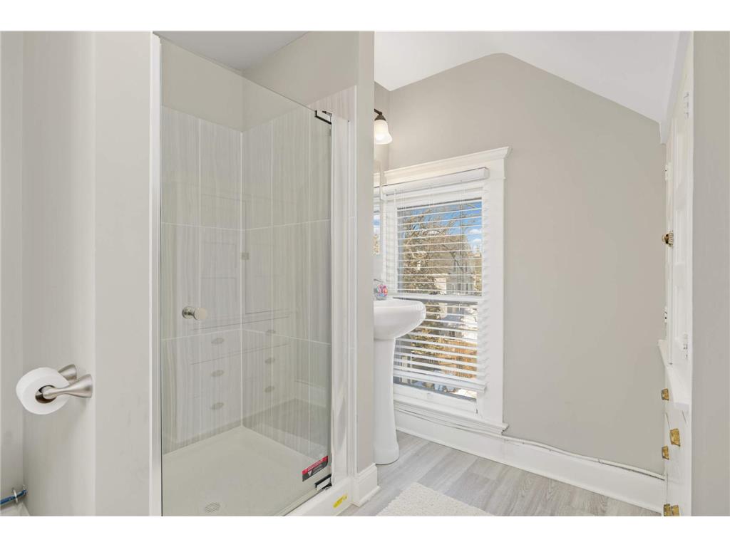 1308 W 24th Street Minneapolis MN 55405 7055188 image20