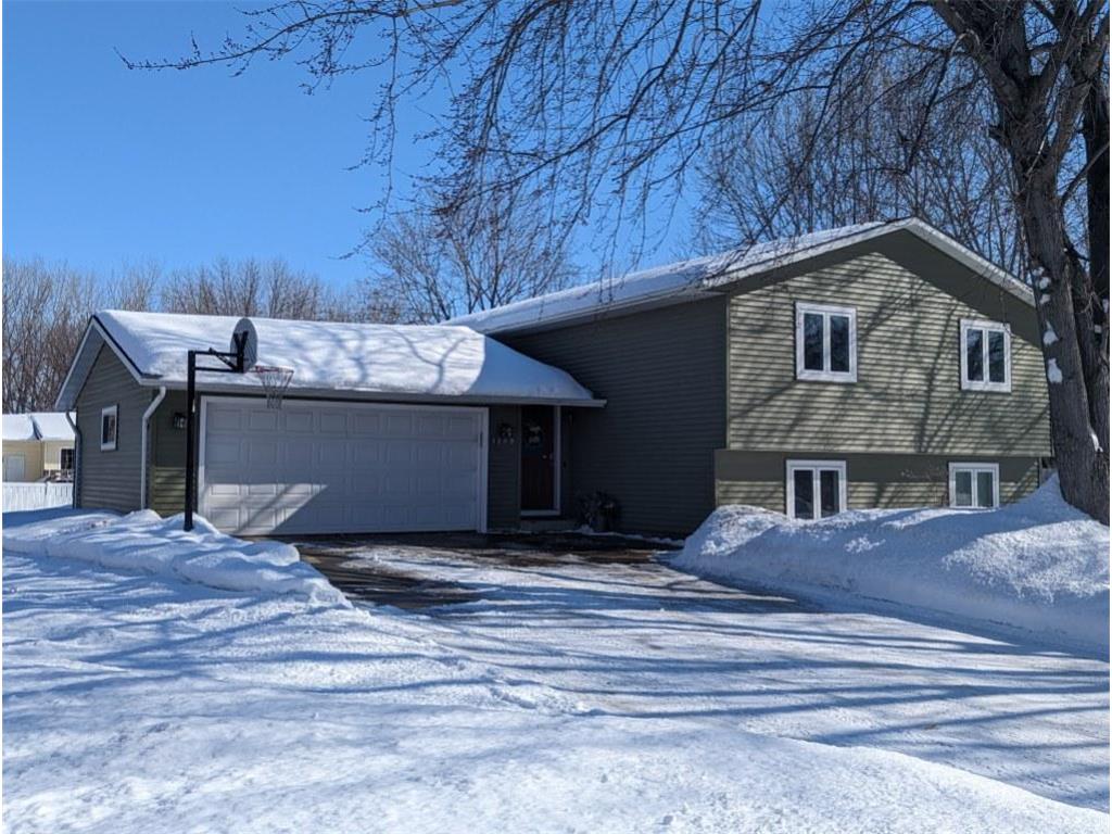 1309 11th Street SE, Willmar, MN, 56201 MLS 6338706 Edina Realty