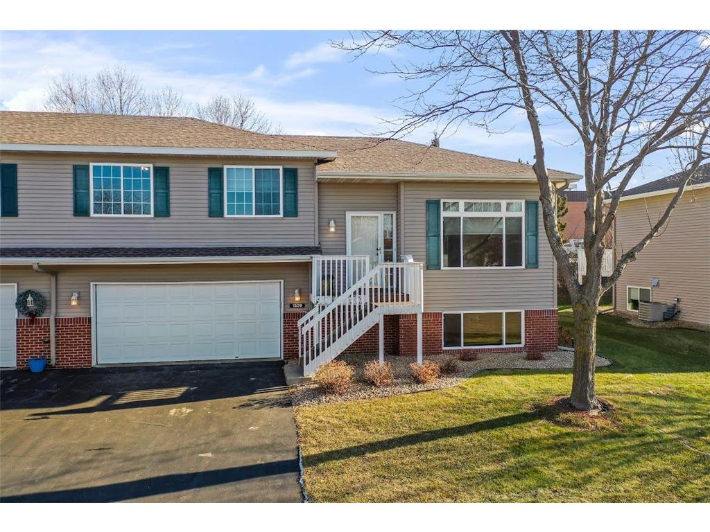 1309 Constitutional Drive, Northfield, MN, 55057 MLS 6469087 Edina