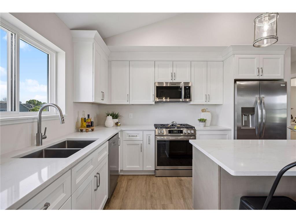 13097 11th Avenue S Zimmerman MN 55398 7096101 image12