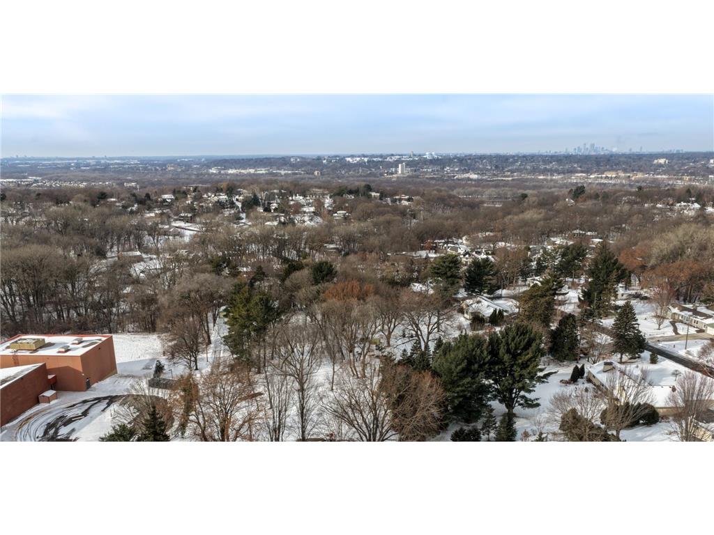 130x Dodd Road Mendota Heights MN 55118 7008597 image24