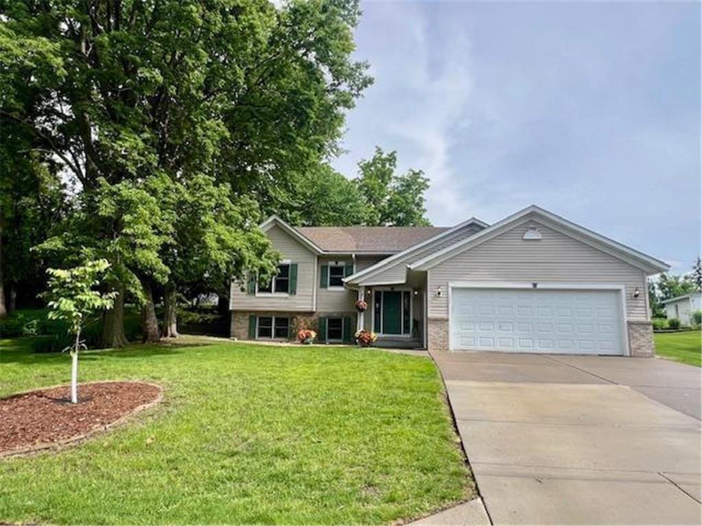 131 24th Street W Hastings MN 55033 6733106 image1