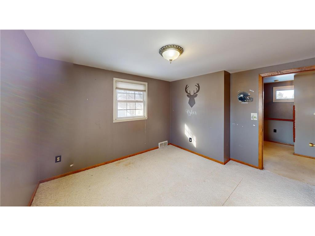 131 4th Place SE Glenville MN 56036 7014873 image16