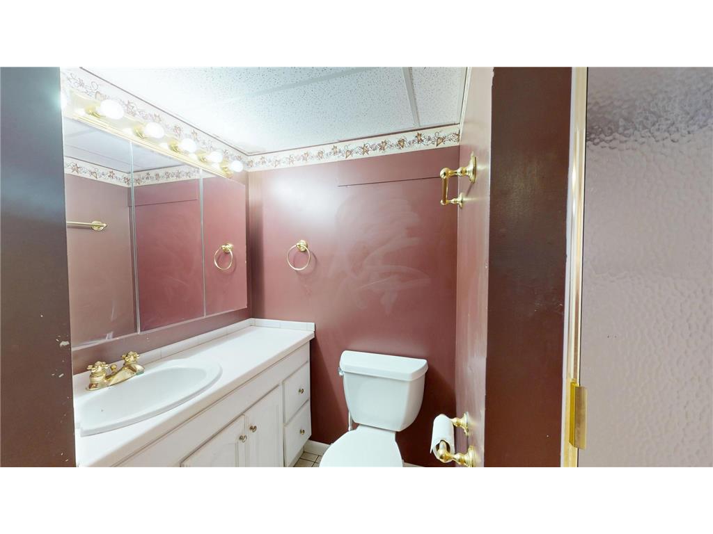 131 4th Place SE Glenville MN 56036 7014873 image20