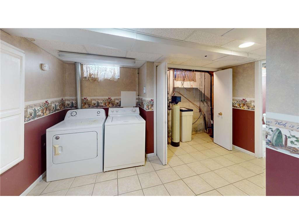 131 4th Place SE Glenville MN 56036 7014873 image21