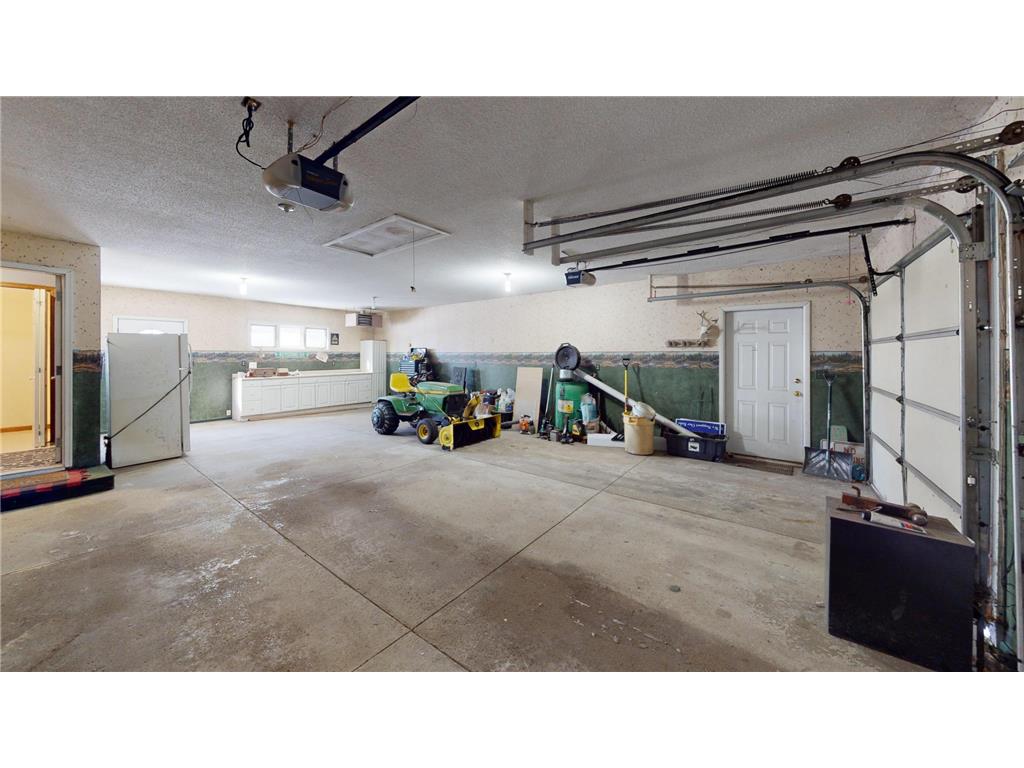 131 4th Place SE Glenville MN 56036 7014873 image24