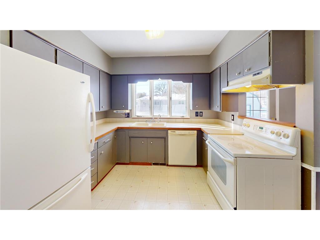 131 4th Place SE Glenville MN 56036 7014873 image6