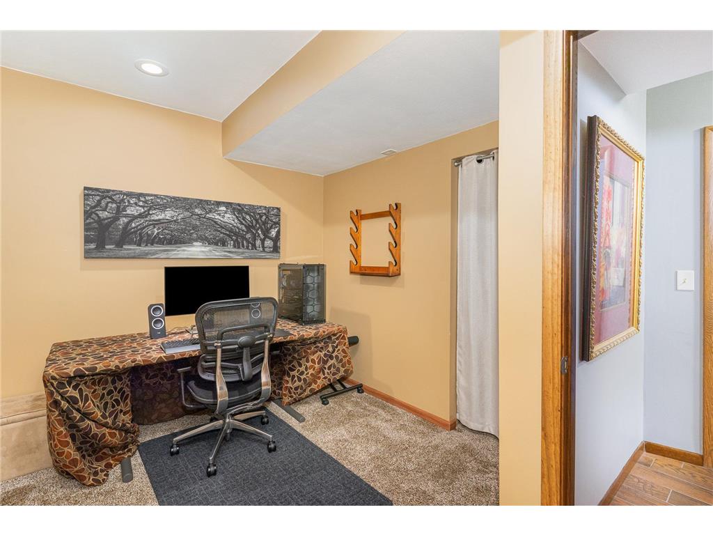 131 Carriage Lane, Burnsville, MN, 55306 MLS 6496877 Edina Realty