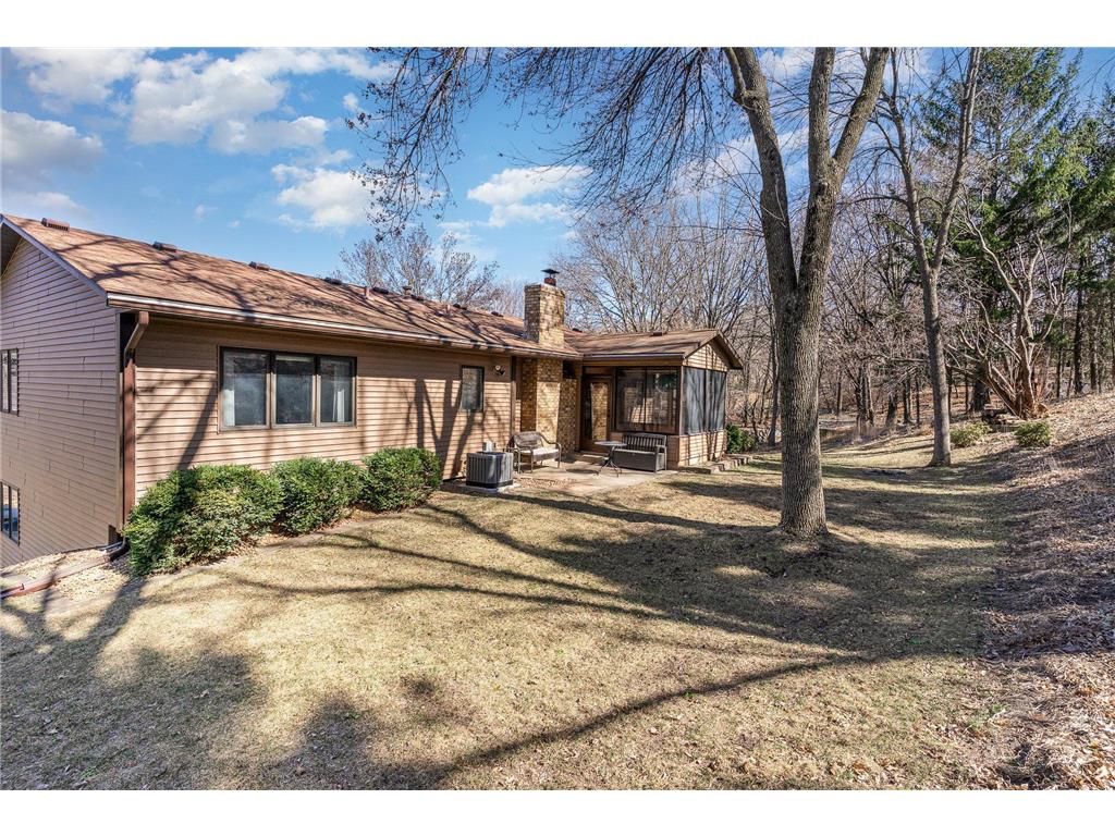 131 Carriage Lane, Burnsville, MN, 55306 MLS 6496877 Edina Realty