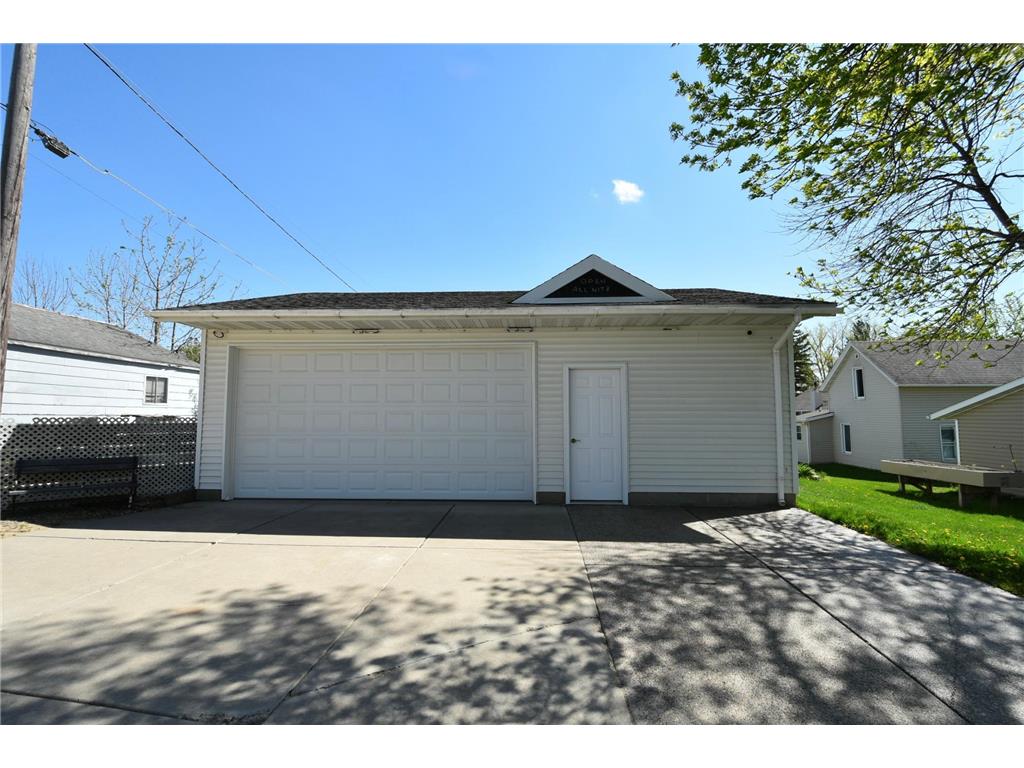 131 E 7th Street Zumbrota MN 55992 7073026 image3