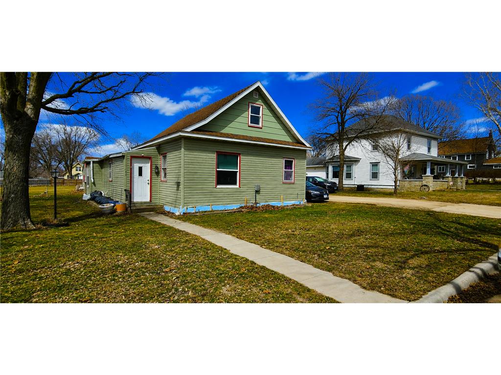 131 E Schlieman Avenue Appleton MN 56208 7051498 image1