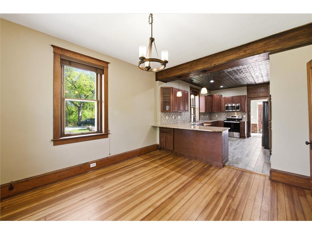 131 Main Street N Shakopee MN 55379 7069533 image10